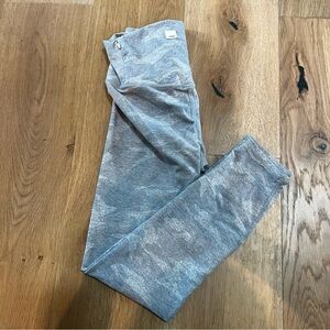 Vuori Leggings size small